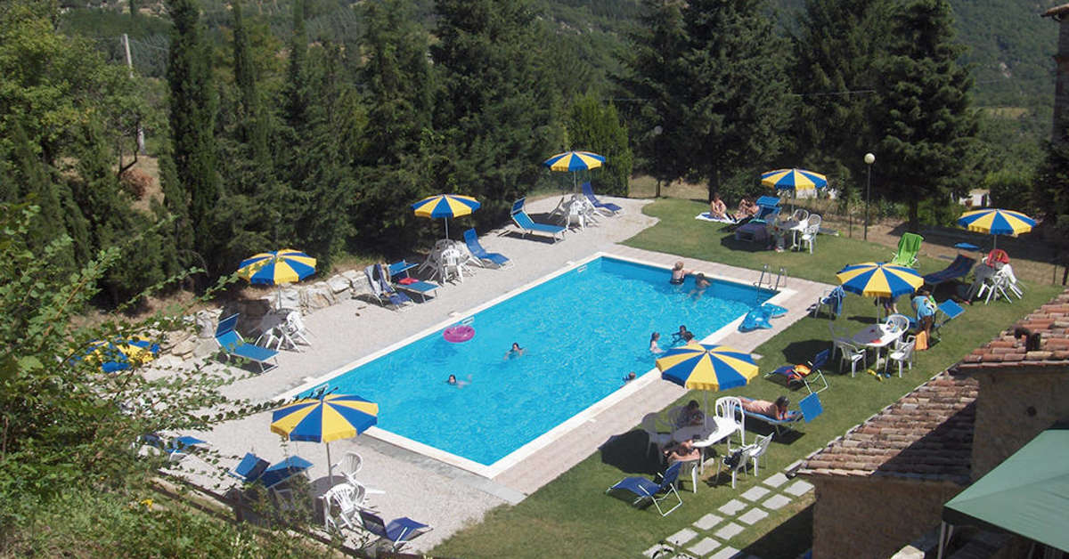 Een foto van het zwembad bij Agrituristica Monte Acuto