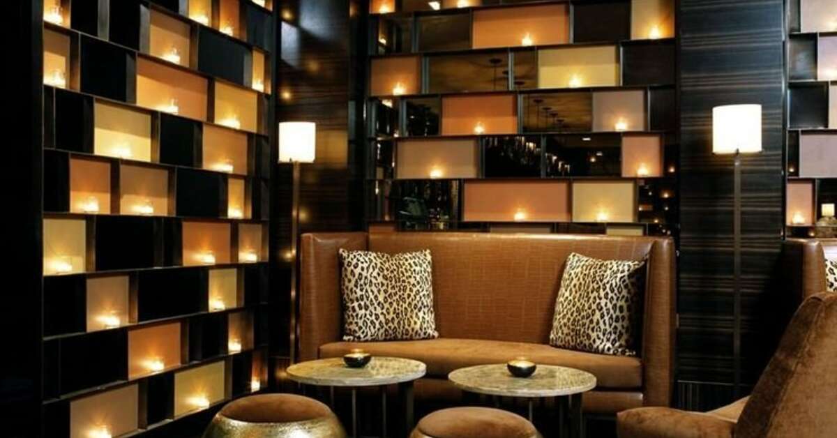 Een foto van het interieur van The Empire Hotel