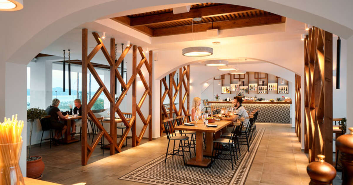 Een foto van het interieur van Pearl Beach Hotel