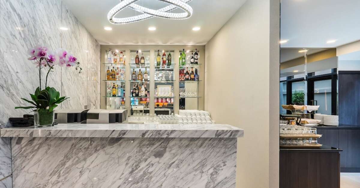 Een foto van SureStay Plus Hotel by Best Western Sukhumvit 2