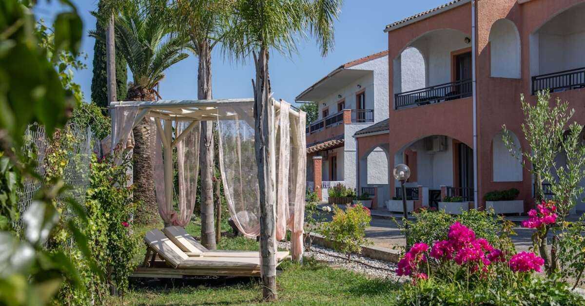Een foto van het terras bij Victoria Hill Hotel