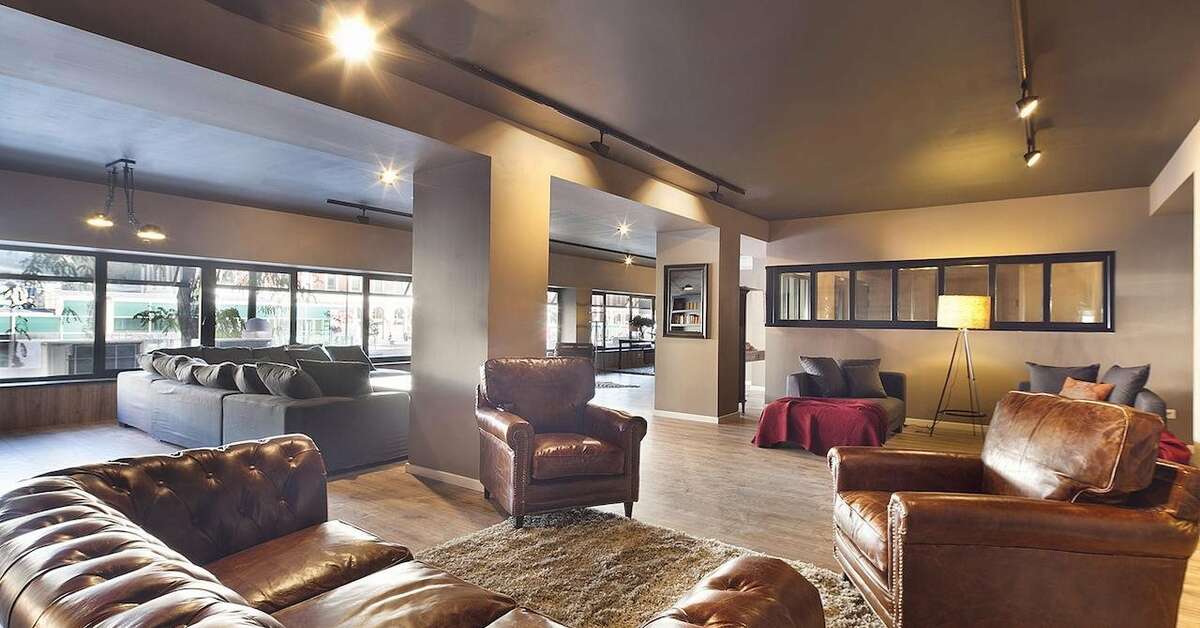 Een foto van het interieur van Hotel Acta Madfor