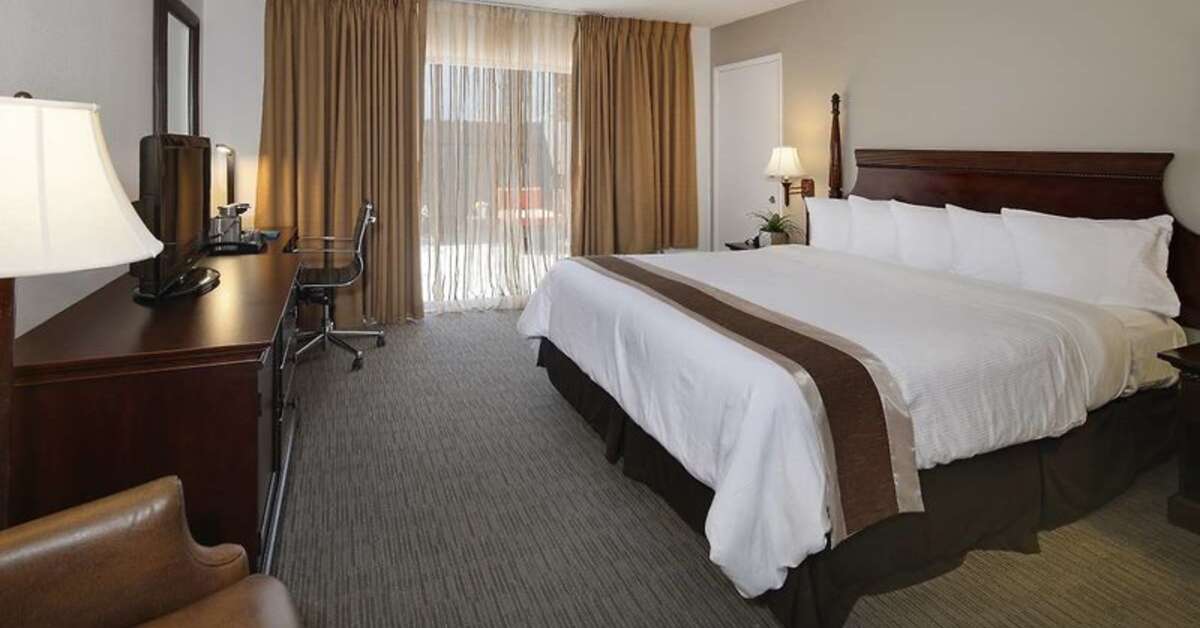 Een foto van The Anaheim Hotel