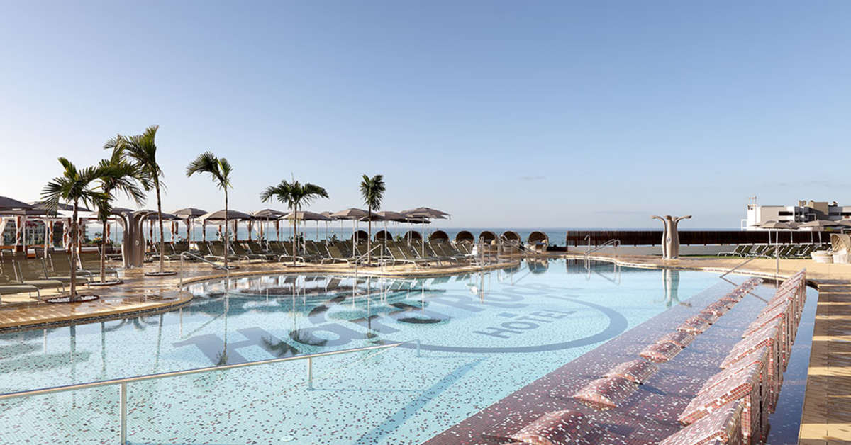 Een foto van het zwembad bij Hard Rock Hotel Tenerife