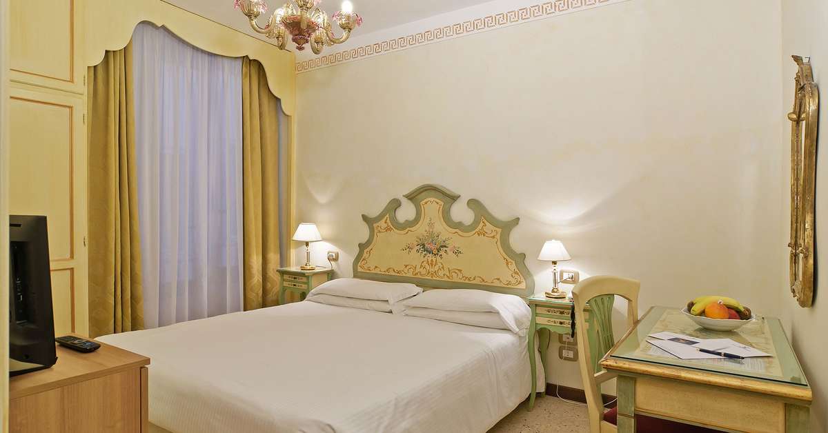Een foto van La Fenice et des Artistes