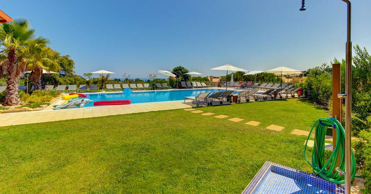 Ein Foto vom Pool im Pinheiros da Balaia