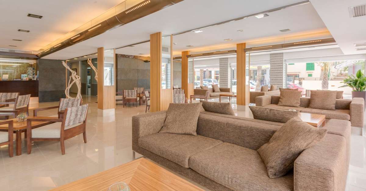 Een foto van het interieur van THB Gran Bahia