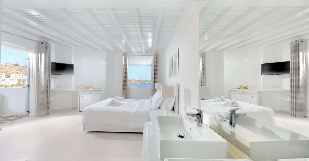 Een foto van Petinos Beach Hotel
