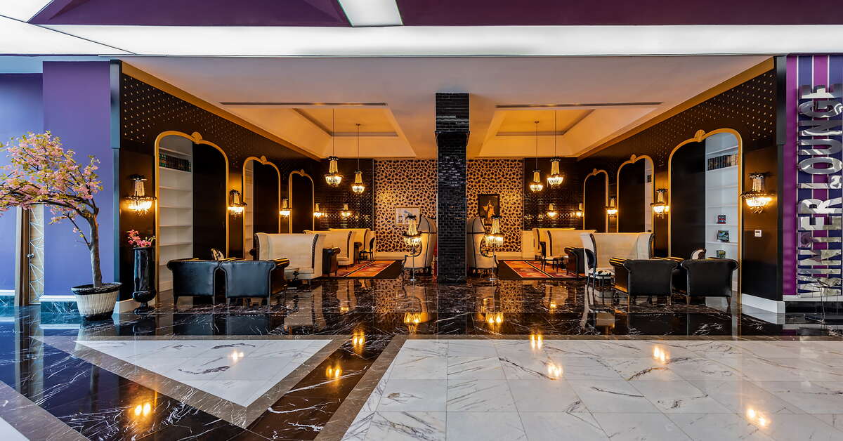 Een foto van het interieur van Vikingen Infinity Resort & Spa