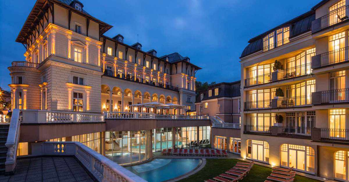 Een foto van de buitenkant van Falkensteiner Grand Spa Marienbad