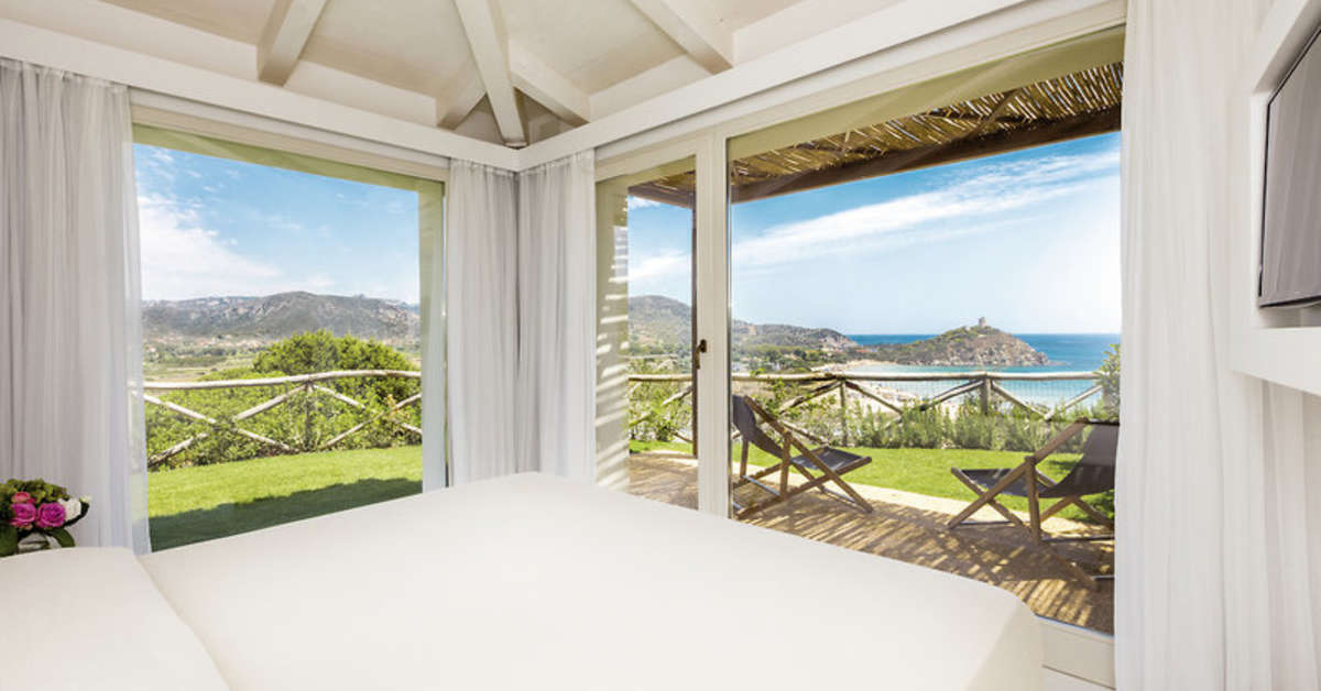 Een foto van Baia di Chia Resort Sardinia Curio Collection by Hilton