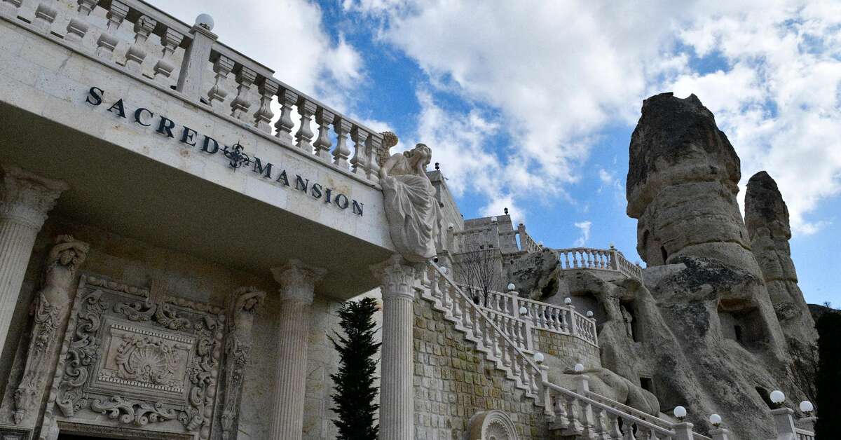 Een foto van Sacred Mansion