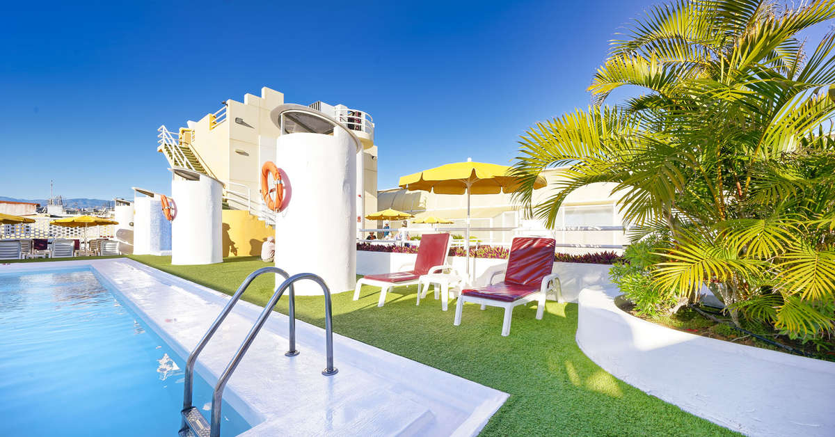 Een foto van het terras bij Bull Hotel Astoria