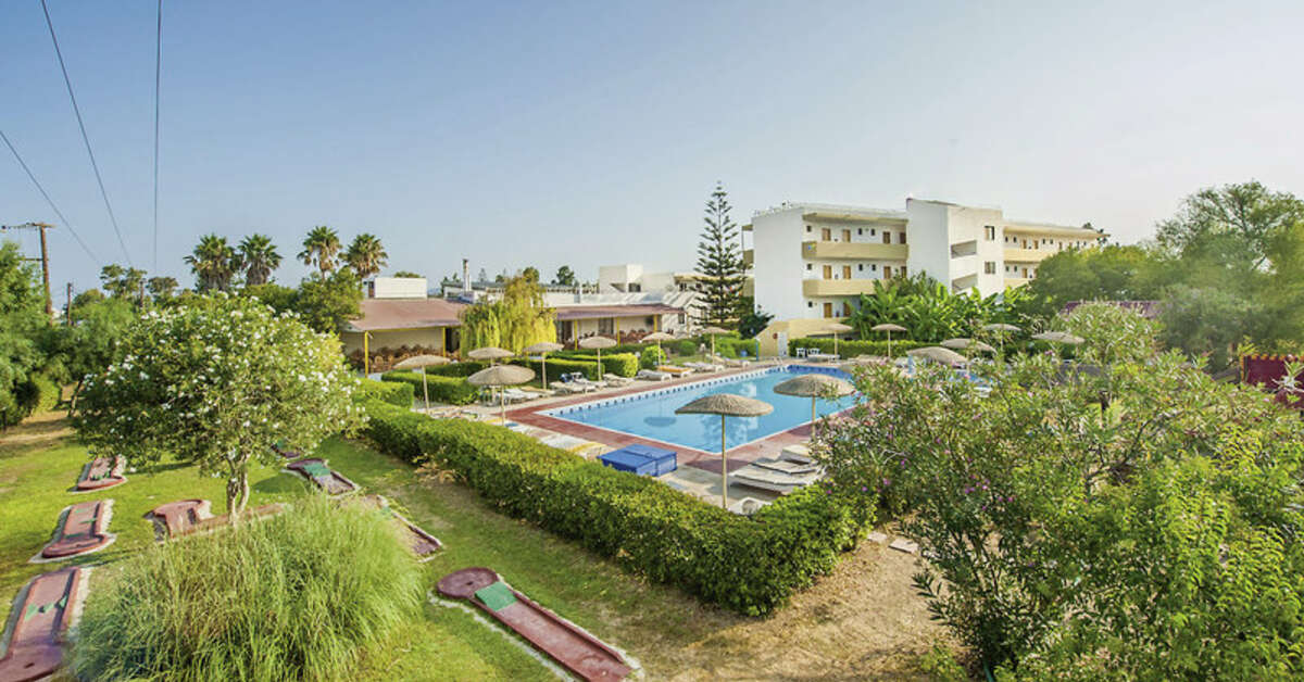 Een foto van het zwembad bij Aegean Bay Hotel