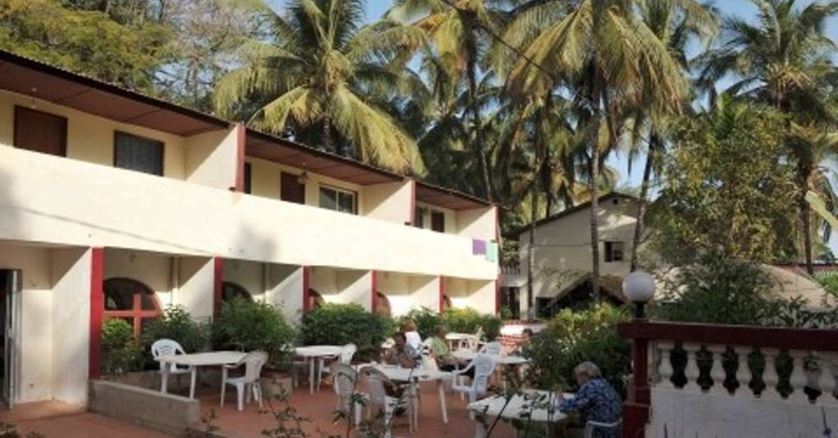 Een foto van het terras bij Badala Park Hotel