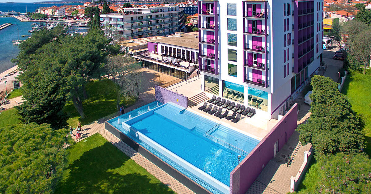 Een foto van het zwembad bij Hotel Adriatic