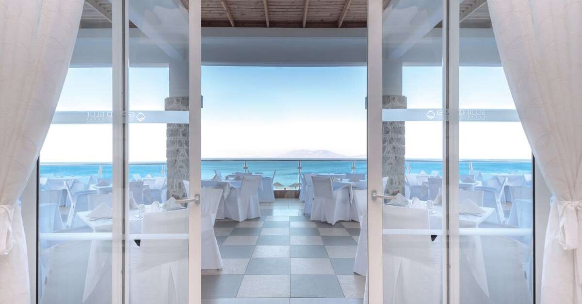 Een foto van de faciliteiten bij Grand Blue Beach Hotel