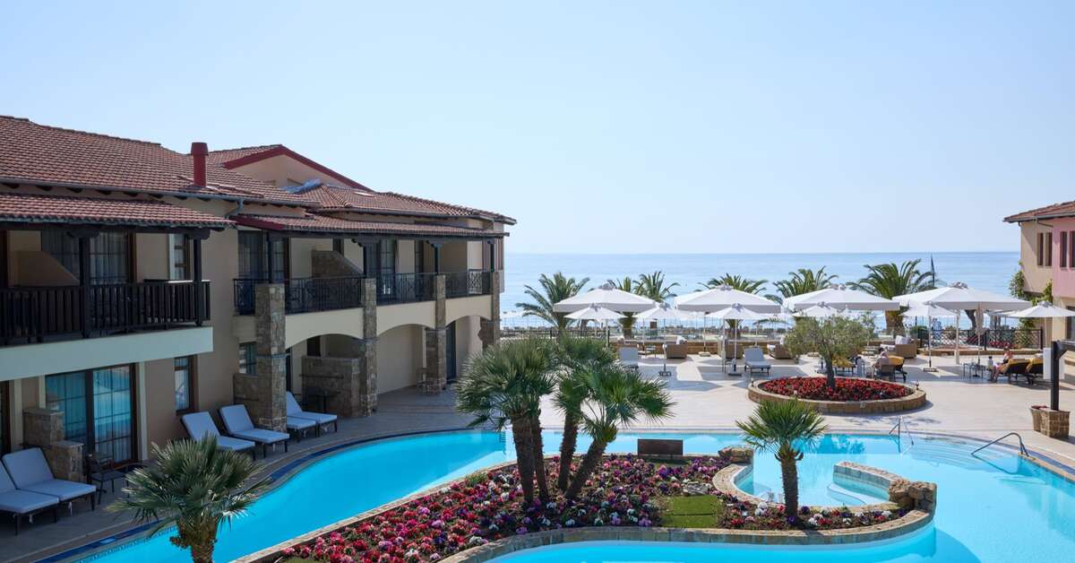 Een foto van het zwembad bij Anthemus Sea Beach Hotel & Spa