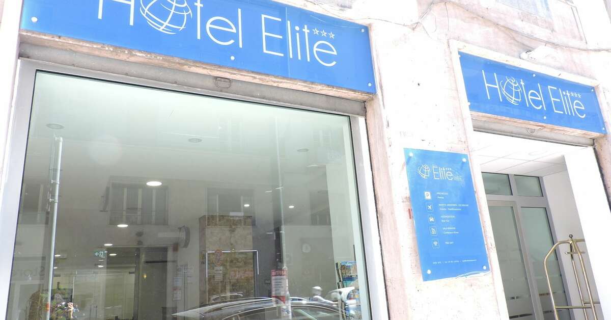 Een foto van de buitenkant van Elite Hotel Palermo