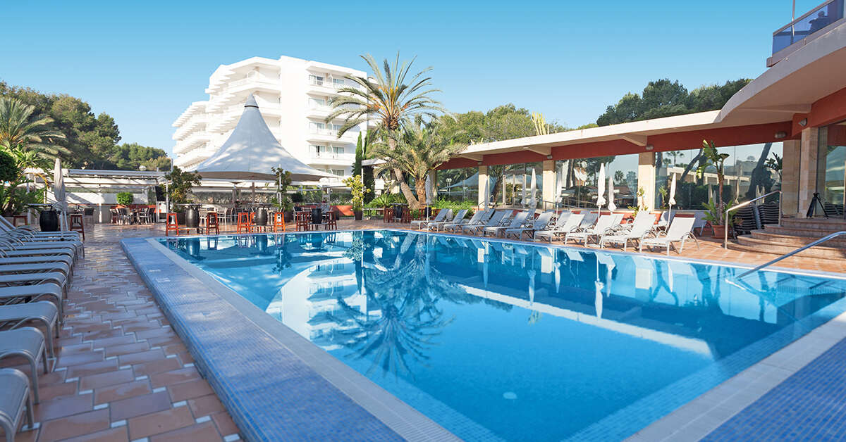 Ein Foto vom Pool im Hotel Obelisco