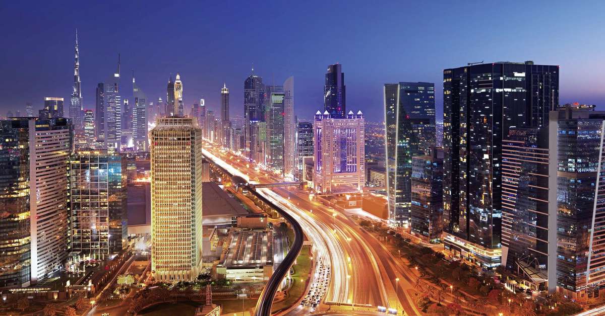 Een foto van de buitenkant van Fairmont Dubai