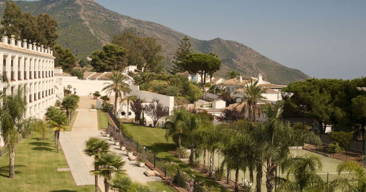 Een foto van de buitenkant van TRH Mijas Hotel
