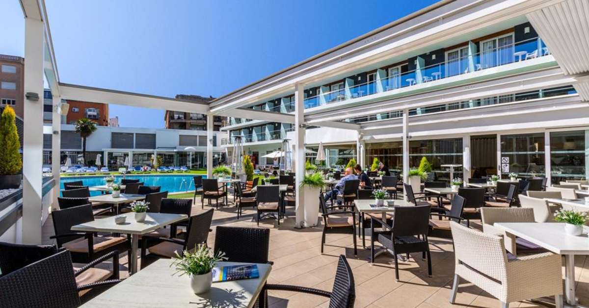 Ein Foto von der Terrasse im Anabel Hotel