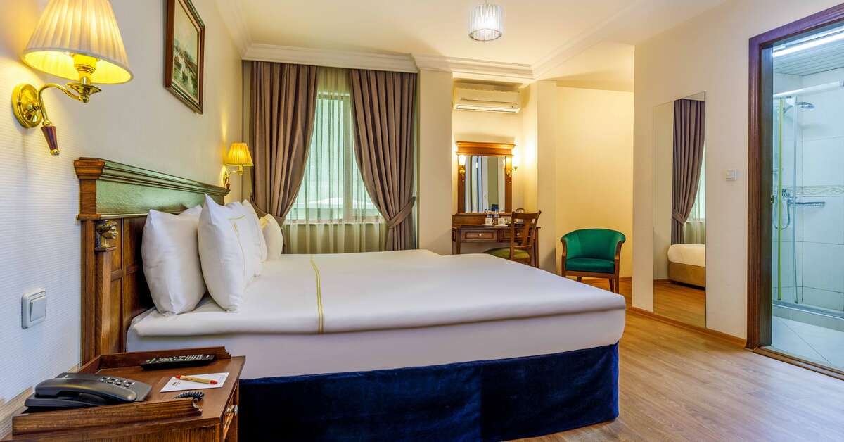 Een foto van Golden Crown Hotel