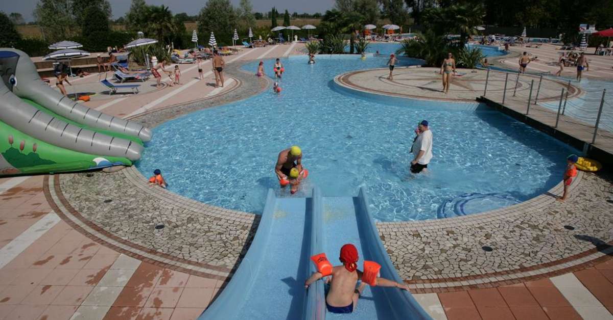 Een foto van het zwembad bij Camping Laguna Village