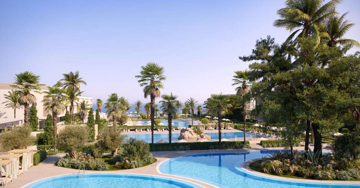 Een foto van het zwembad bij Ikos Andalusia