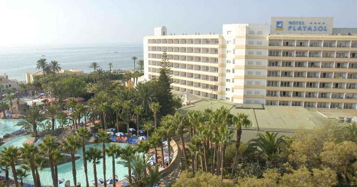 Een foto van het zwembad bij Playasol Hotel