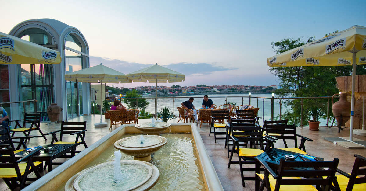 Ein Foto von der Terrasse im Villa List Hotel