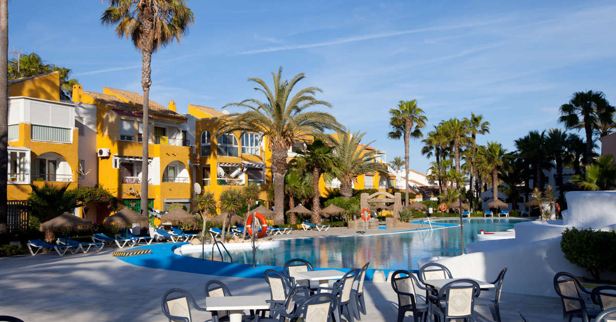 Een foto van het zwembad bij Hotel Playalinda