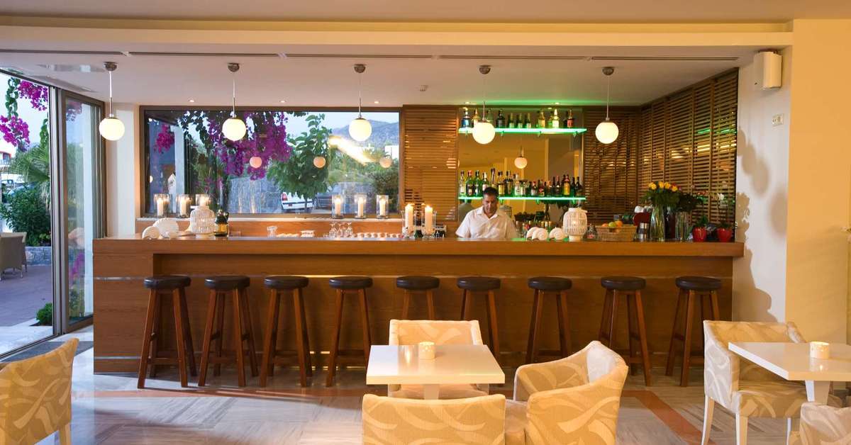 Een foto van de faciliteiten bij Maritimo Beach Hotel