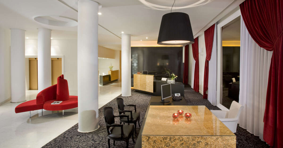 Ein Foto vom Innenbereich im Hotel Colon Gran Melia