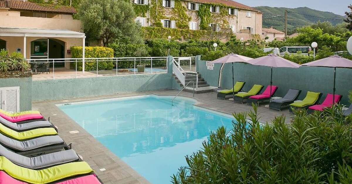 Een foto van het zwembad bij Hotel U Ricordu