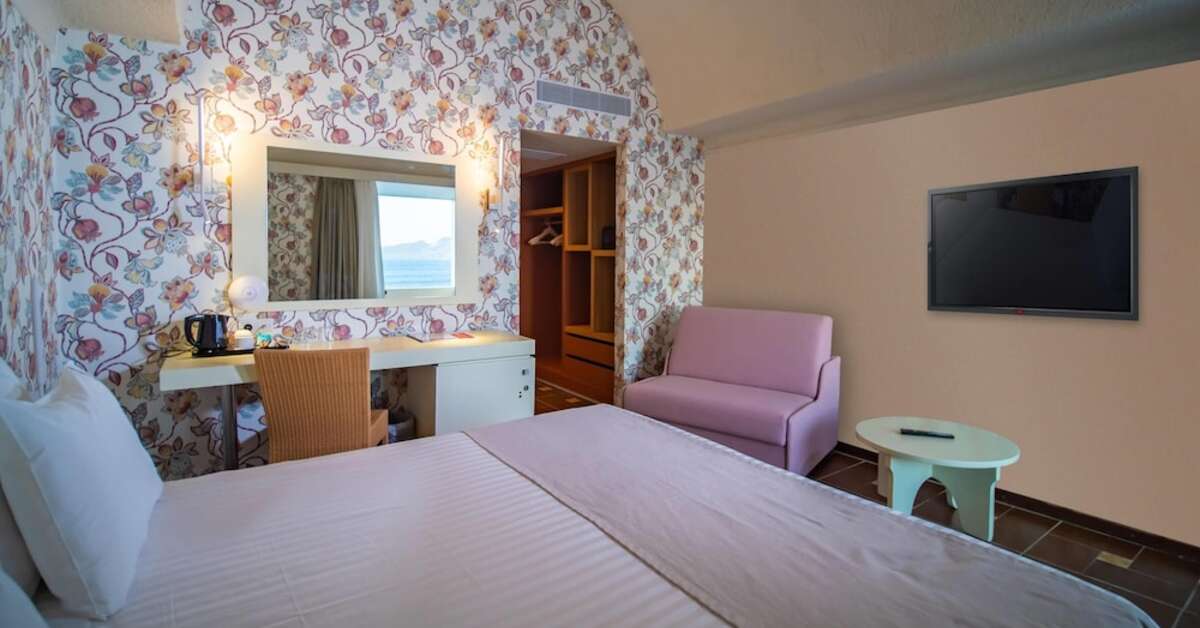 Een foto van Ramada by Wyndham Loutraki Poseidon Resort