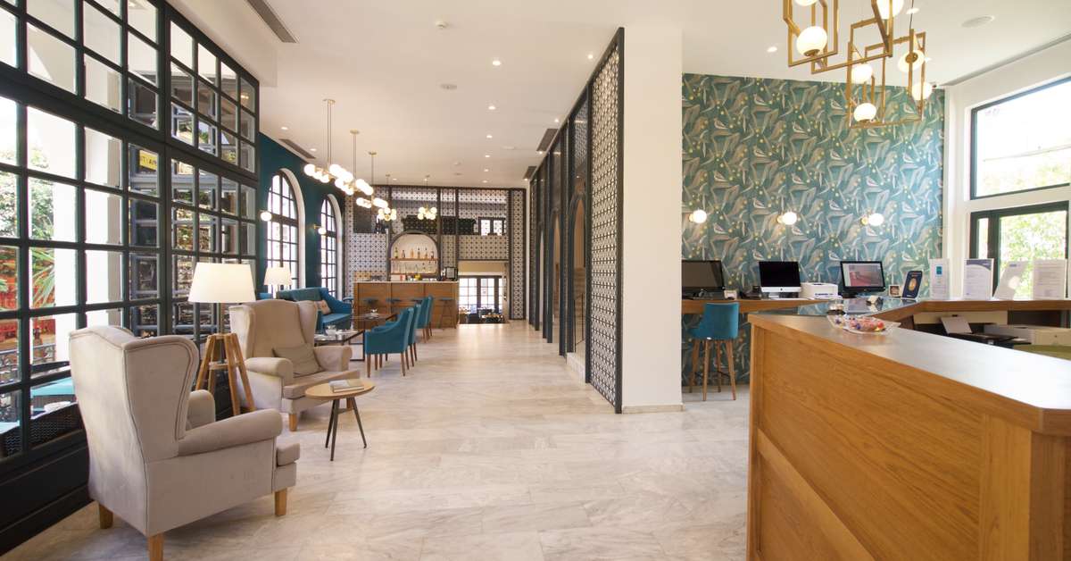 Een foto van het interieur van Mirabel City Center Hotel