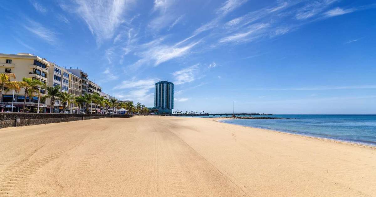 Een foto van het strand bij Arrecife Gran Hotel & Spa