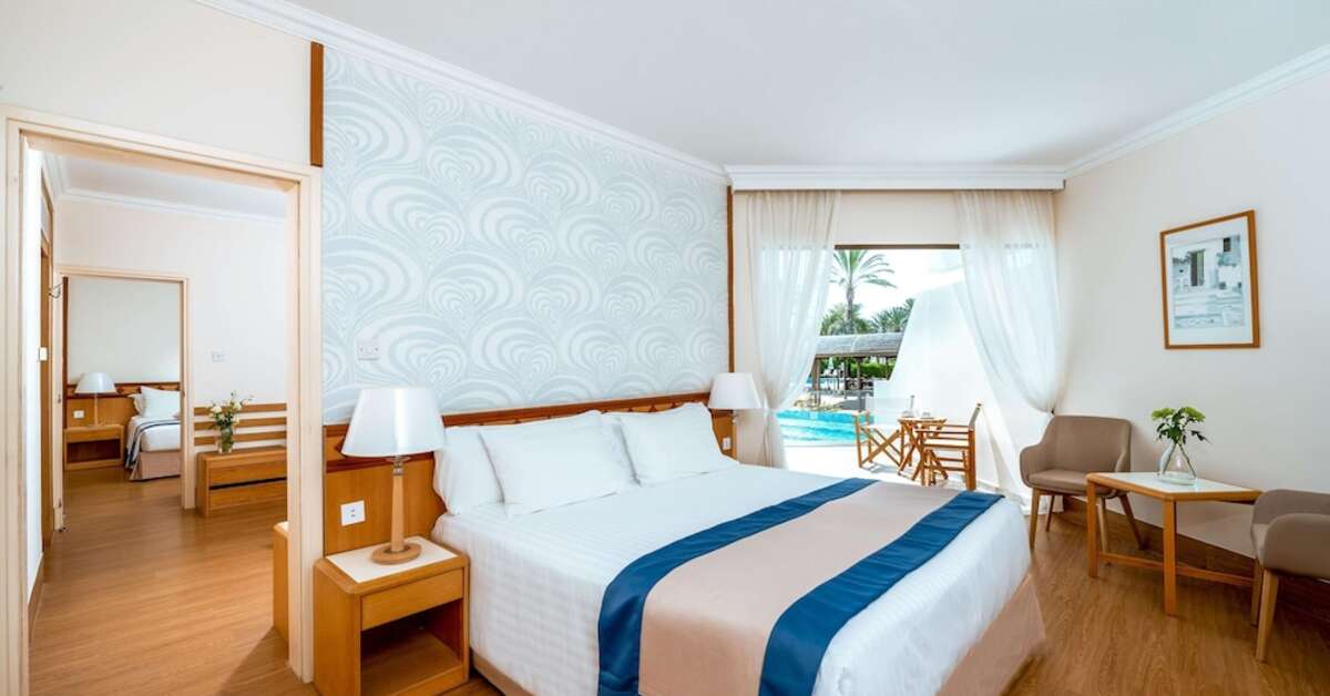 Een foto van Constantinou Bros Athena Beach Hotel