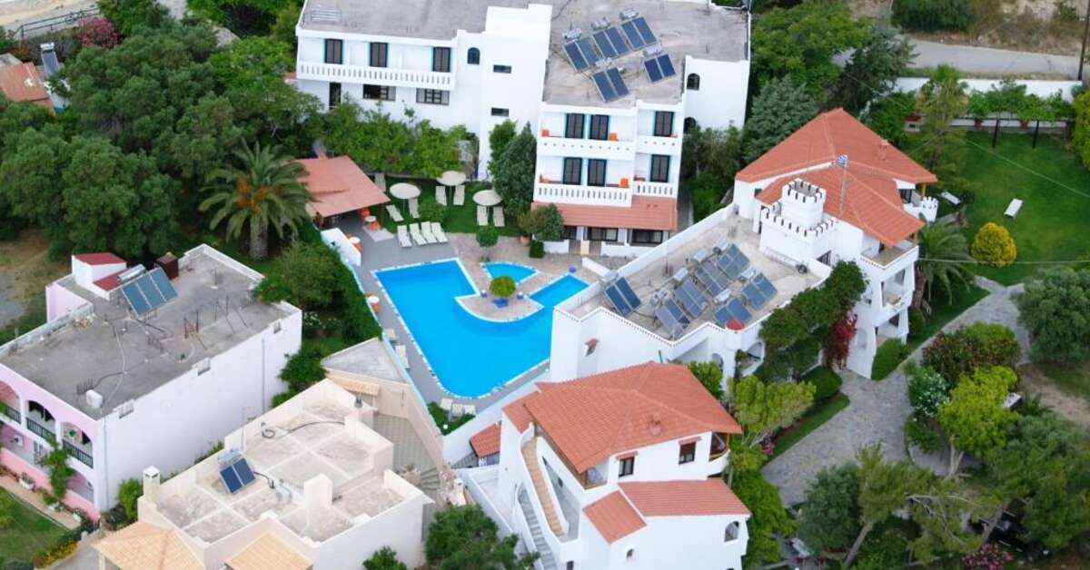 Een foto van een overzicht van Myrtis Hotel