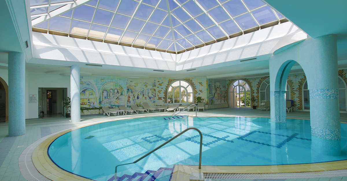 Ein Foto vom Pool im Telemaque Beach & Spa