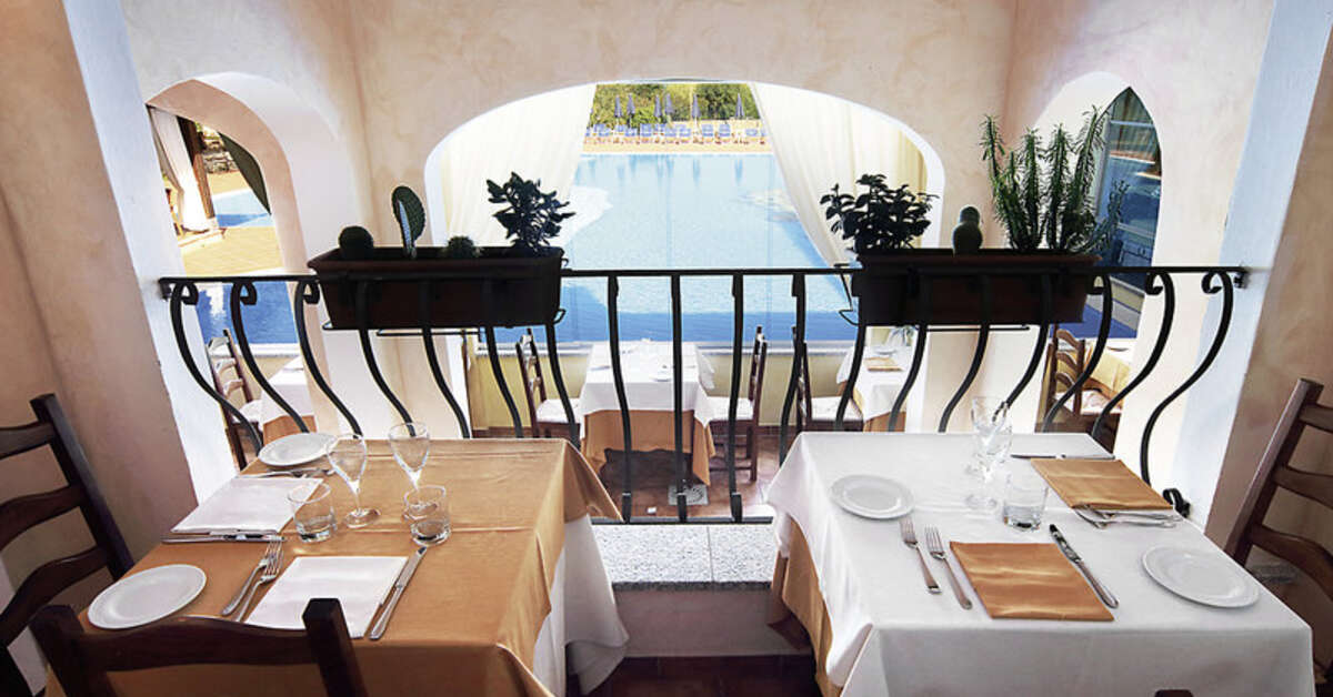 Ein Foto Colonna Hotel Du Golf