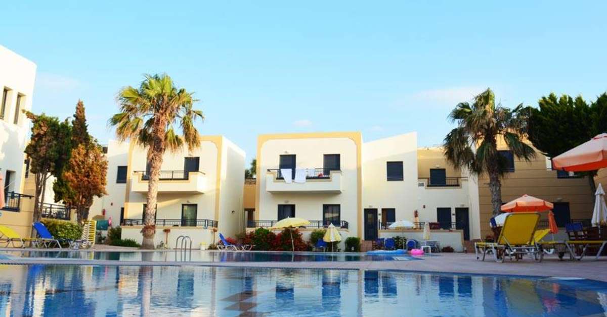Een foto van het zwembad bij Blue Aegean Hotel & Suites