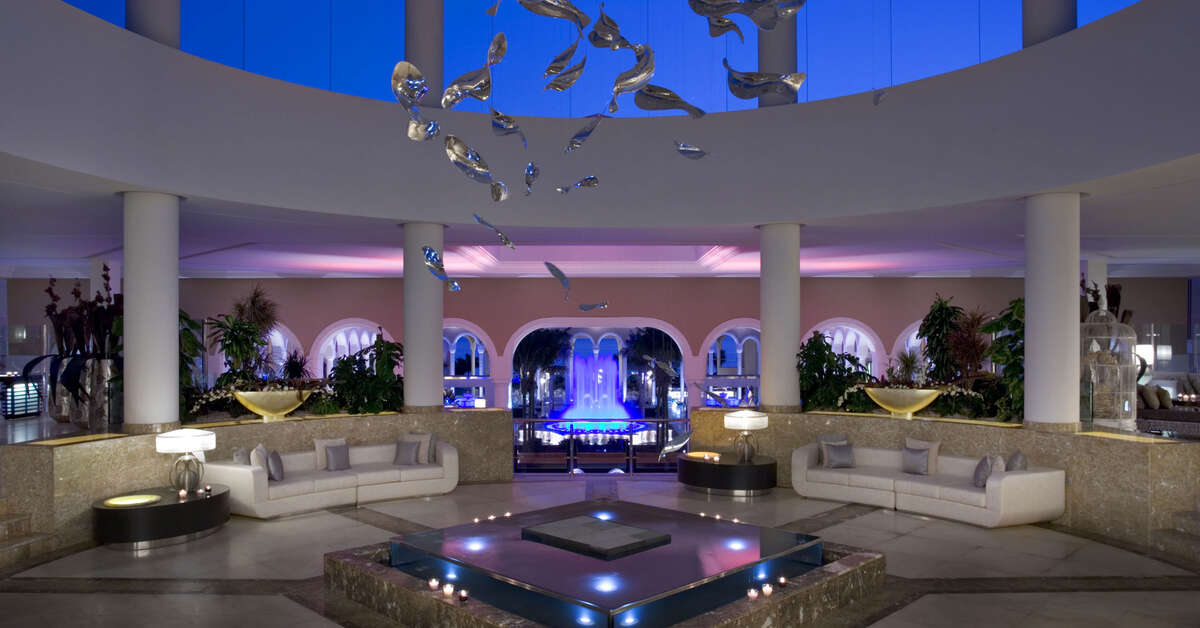 Een foto van het interieur van Gran Melia Palacio de Isora
