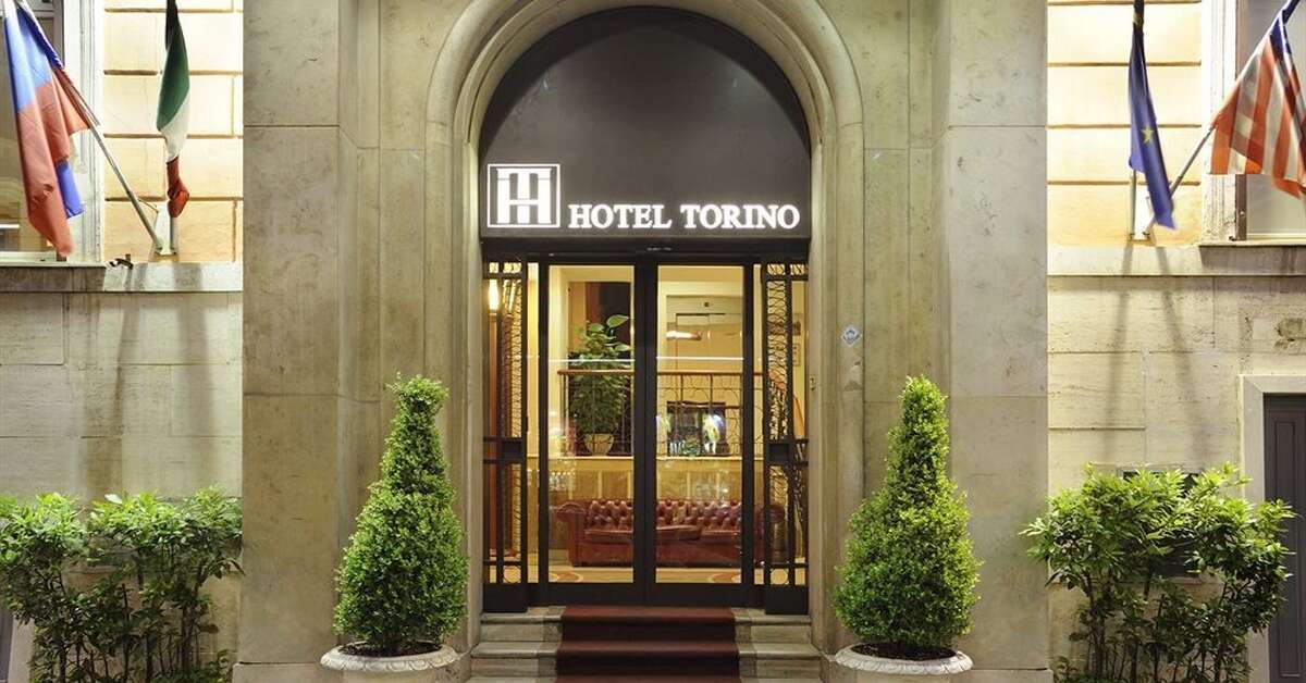 Een foto van de buitenkant van Hotel Torino