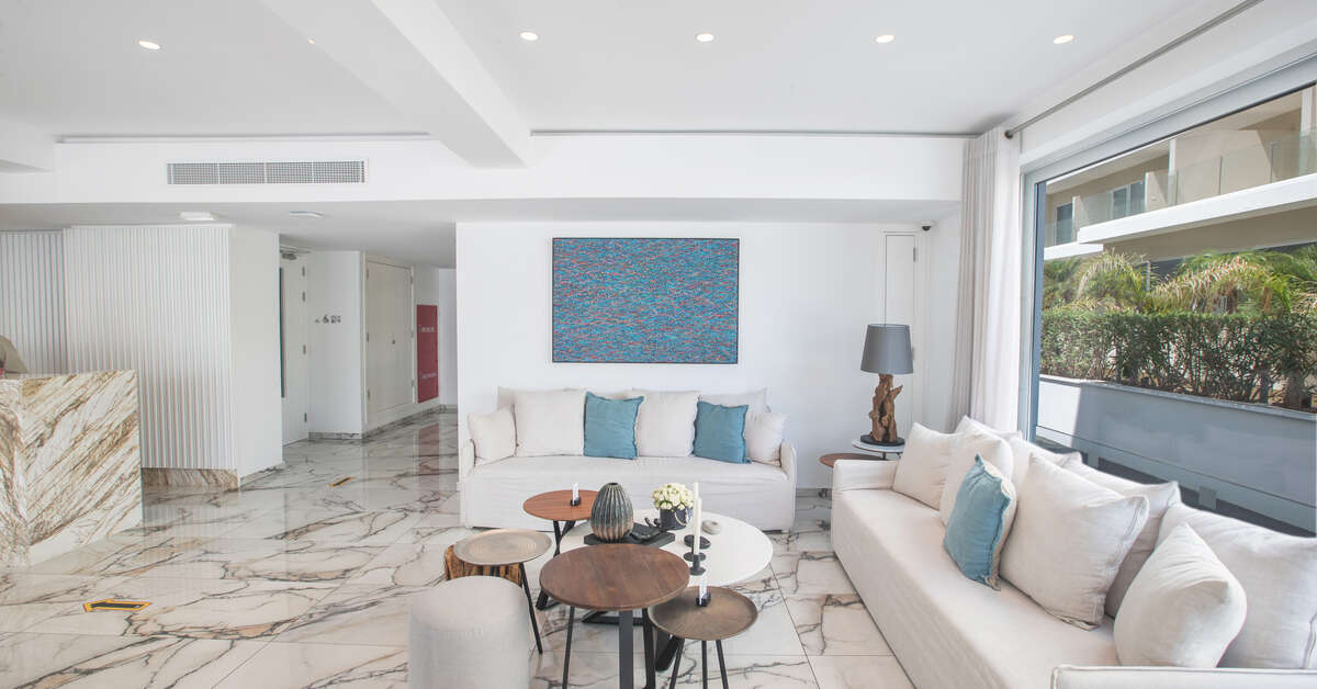 Een foto van het interieur van Kokkinos Boutique Hotel