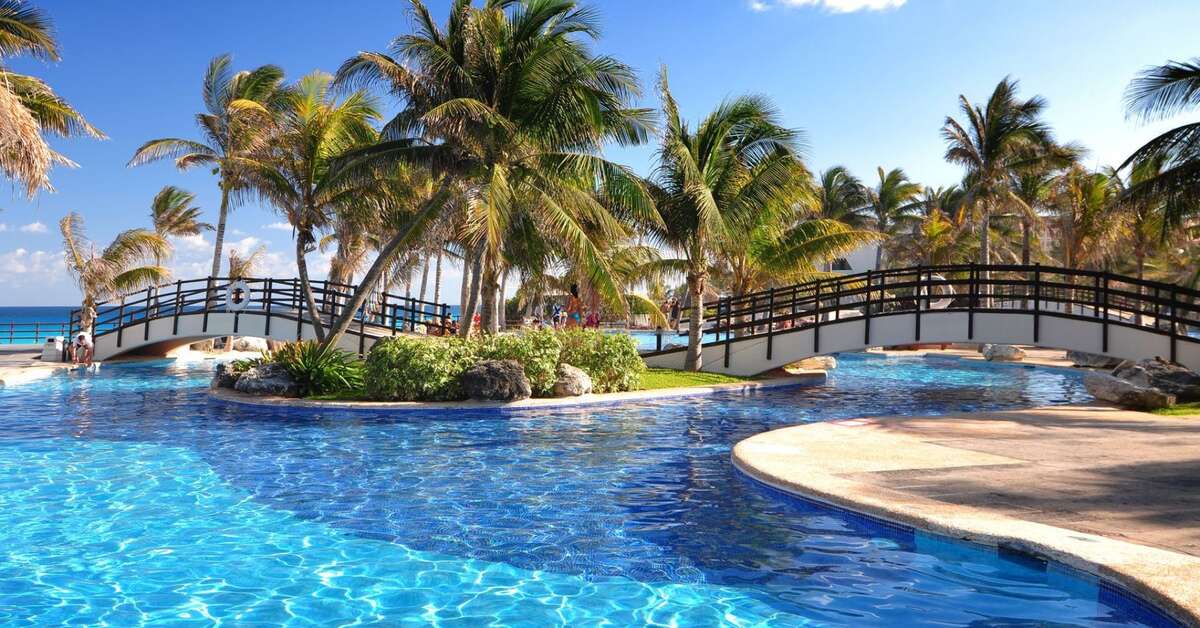 Een foto van het zwembad bij Grand Oasis Cancun