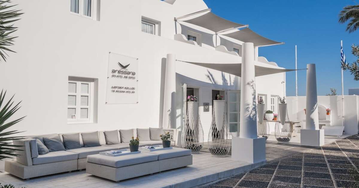 Een foto van de buitenkant van Aressana Spa Hotel & Suites