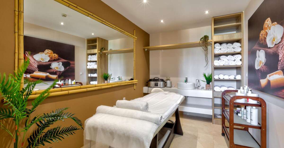 Een foto van White Olive Premium Hotel